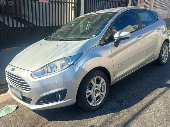 FORD FIESTA 1.5 SE HATCH 16V FLEX 4P MANUAL FORD FIESTA 1.5 SE HATCH 16V FLEX 4P MANUAL